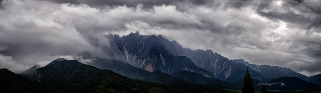 Mount Kinabalu dominates the landscape in the west.